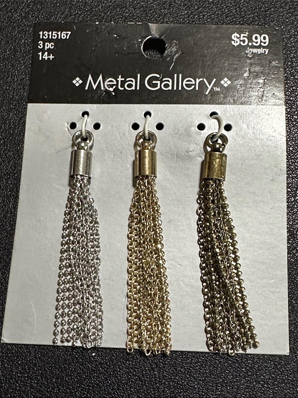 106. Metal Gallery 3 Pc Metal Tassels